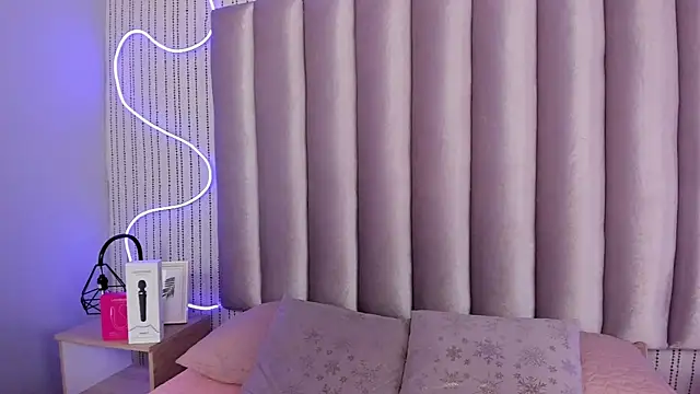 Snapshot of SamanthaPeachss chatting on 8, 1, 2026 SamanthaPeachss online show from 8, 1, 2026