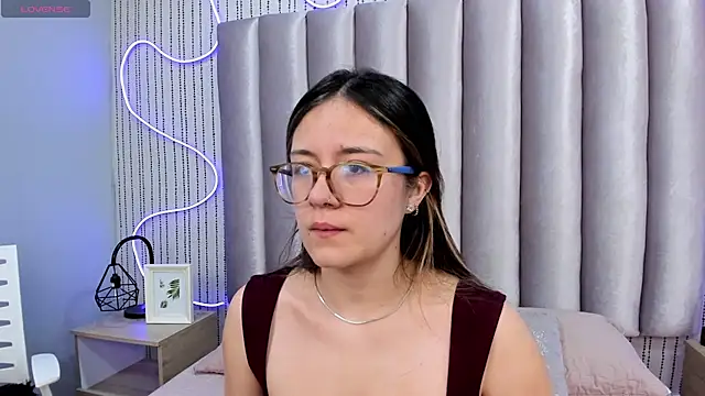 Snapshot of SamanthaPeachss chatting on 13, 2, 2026 SamanthaPeachss online show from 13, 2, 2026