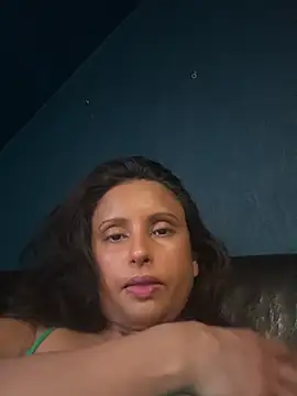 Snapshot of Angelaarayexx chatting on 18, 4, 2026 Angelaarayexx online show from 18, 4, 2026