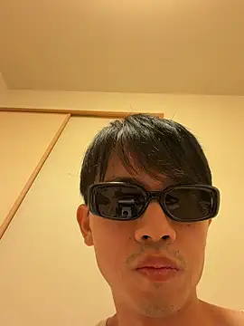 Snapshot of iiiviviii chatting on 1, 11, 2025 iiiviviii online show from 1, 11, 2025