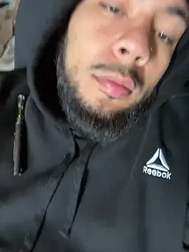 Snapshot of Bbrn69official chatting on 14, 4, 2026 Bbrn69official online show from 14, 4, 2026