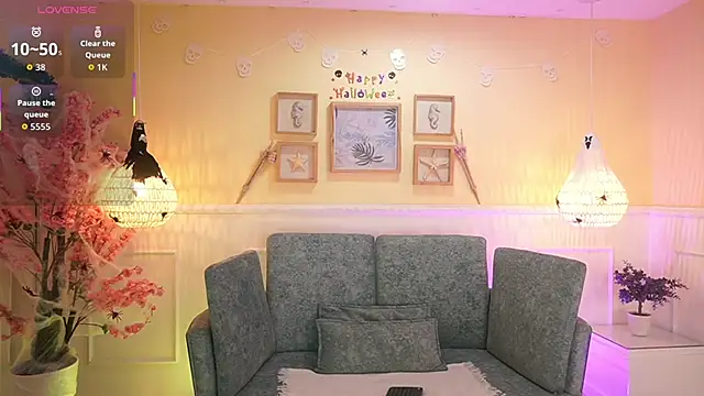 LoonaNyx online show from 25, 10, 2025