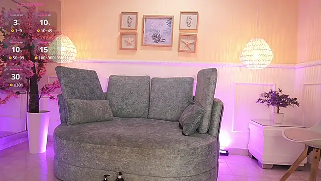 LoonaNyx online show from 13, 11, 2025