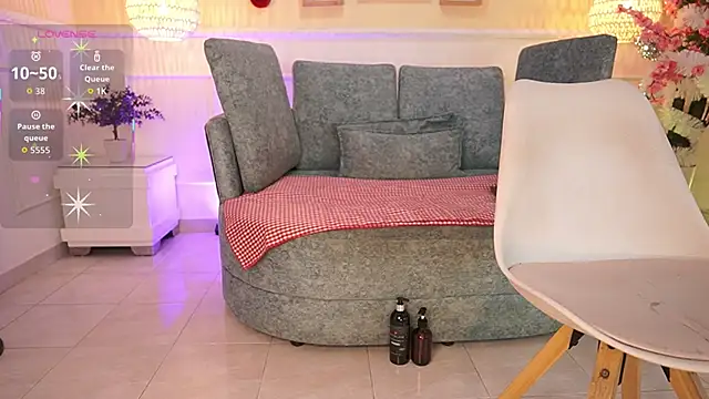 LoonaNyx online show from 29, 11, 2025