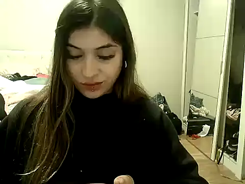 Snapshot of Becca_B chatting on 20, 5, 2026 Becca B online show from 20, 5, 2026