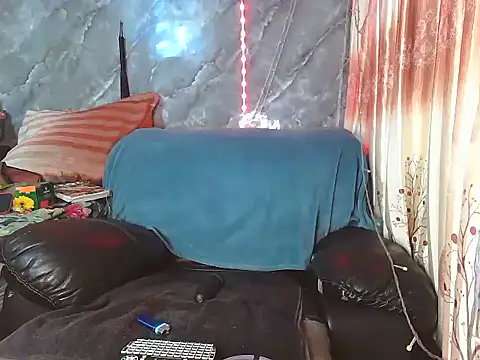 ZARIA-VIXEN online show from 29, 10, 2025