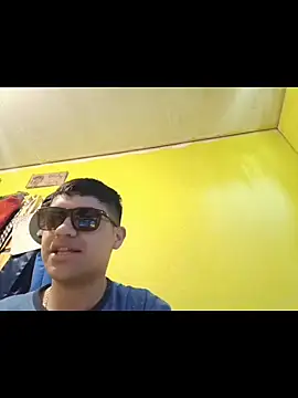 Snapshot of juanfritaa21 chatting on 14, 10, 2025 juanfritaa21 online show from 14, 10, 2025