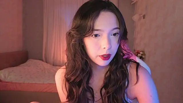 Snapshot of yuna_sunshy chatting on 2, 6, 2026 yuna sunshy online show from 2, 6, 2026