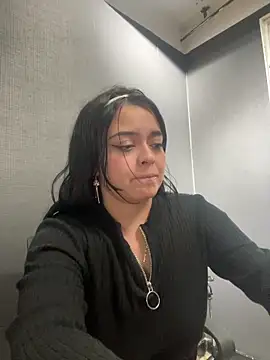 Emily Rivers  online show from 15, 11, 2025