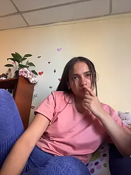 Snapshot of MiaRousexxx_ chatting on 24, 10, 2025 MiaRousexxx online show from 24, 10, 2025