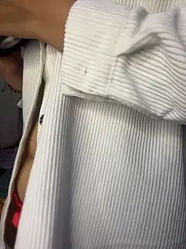 Snapshot of MiaRousexxx_ chatting on 14, 12, 2025 MiaRousexxx online show from 14, 12, 2025