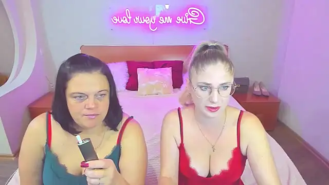Snapshot of Your_Exstasy chatting on 23, 10, 2025 Your Exstasy online show from 23, 10, 2025