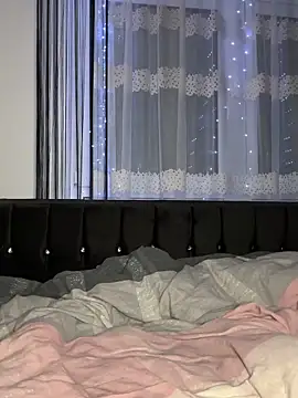 Emilia Mausi online show from 5, 10, 2025