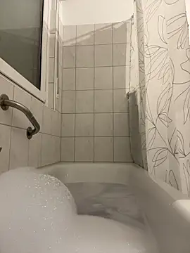 Emilia Mausi online show from 22, 2, 2026