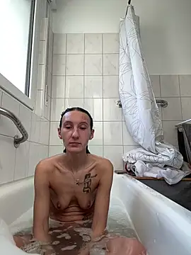 Emilia Mausi online show from 27, 2, 2026