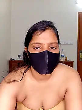 Rose-luckey online show from 12, 9, 2025