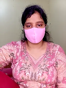 Snapshot of Rose-luckey chatting on 12, 4, 2026 Rose-luckey online show from 12, 4, 2026