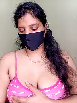 Snapshot of Rose-luckey chatting on 16, 4, 2026 Rose-luckey online show from 16, 4, 2026