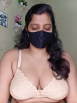 Snapshot of Rose-luckey chatting on 18, 7, 2026 Rose-luckey online show from 18, 7, 2026