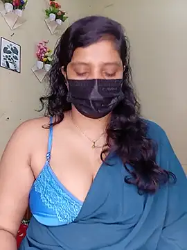 Snapshot of Rose-luckey chatting on 30, 7, 2026 Rose-luckey online show from 30, 7, 2026