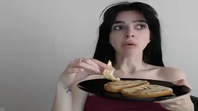 Snapshot of gglingeriee chatting on 9, 4, 2026 gglingeriee online show from 9, 4, 2026