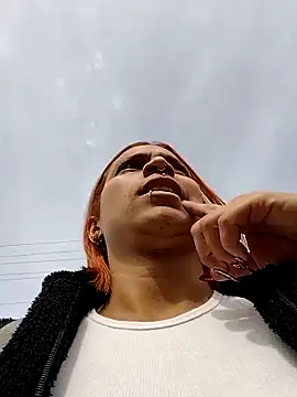 Zoe73  online show from 3, 12, 2025