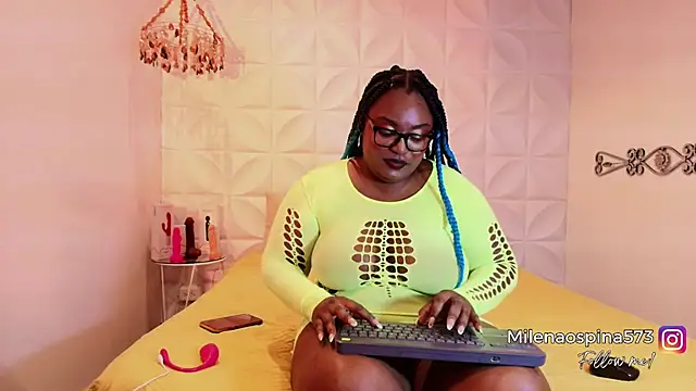 Snapshot of may_storm chatting on 18, 11, 2025 may storm online show from 18, 11, 2025