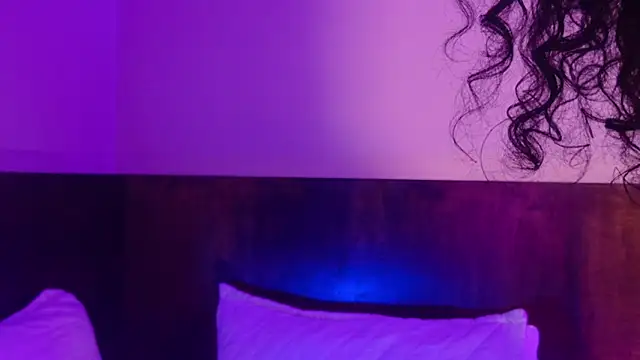 Carly Monroe  online show from 20, 10, 2025