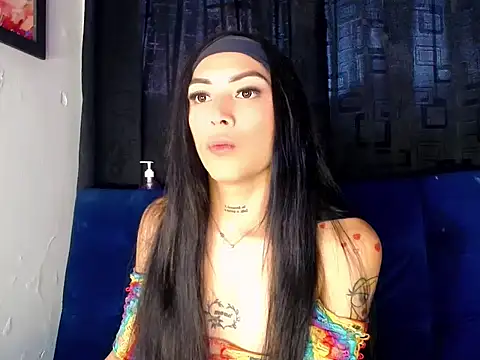 Megan Gil  online show from 16, 12, 2025