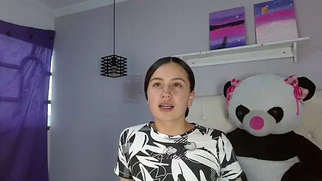 Zaaida  online show from 6, 11, 2025