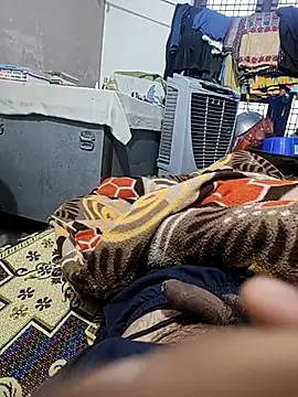 Snapshot of monty935 chatting on 10, 1, 2026 monty935 online show from 10, 1, 2026