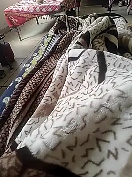 Snapshot of monty935 chatting on 1, 2, 2026 monty935 online show from 1, 2, 2026