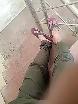 Snapshot of monty935 chatting on 29, 3, 2026 monty935 online show from 29, 3, 2026