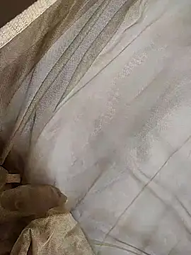 Snapshot of monty935 chatting on 22, 4, 2026 monty935 online show from 22, 4, 2026