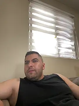 Snapshot of raulgzz4 chatting on 26, 5, 2026 raulgzz4 online show from 26, 5, 2026