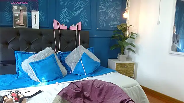 Snapshot of zohet_kriss chatting on 25, 3, 2026 zohet kriss online show from 25, 3, 2026