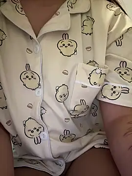 Snapshot of mimi9420 chatting on 27, 4, 2026 mimi9420 online show from 27, 4, 2026