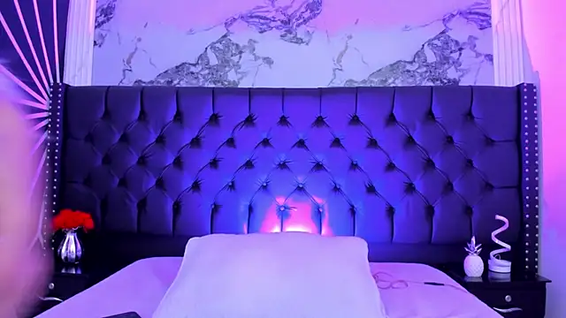 Snapshot of CarlySommers chatting on 9, 4, 2026 CarlySommers online show from 9, 4, 2026