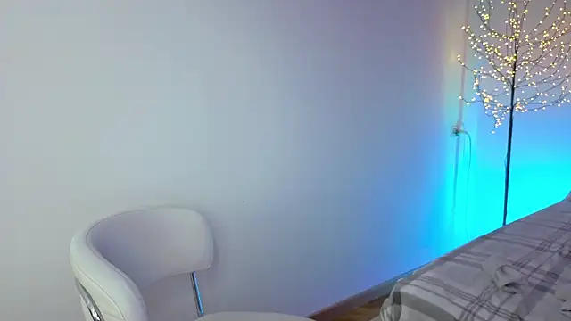 Snapshot of Little_mia__ chatting on 22, 2, 2026 Little mia online show from 22, 2, 2026