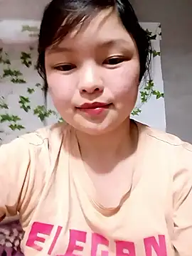 Snapshot of XoiXoi232 chatting on 13, 4, 2026 XoiXoi232 online show from 13, 4, 2026