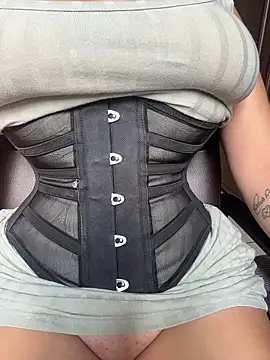 Snapshot of Malika_khalid chatting on 18, 9, 2025 Malika khalid online show from 18, 9, 2025