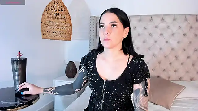 kate cass online show from 17, 12, 2025