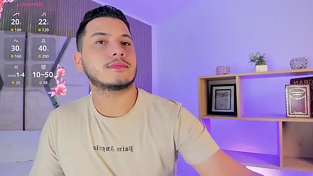Snapshot of Axel_grey_ chatting on 2, 7, 2026 Axel grey online show from 2, 7, 2026
