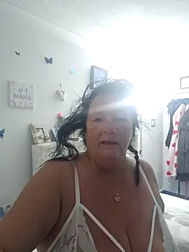 Snapshot of Angeldelightt chatting on 10, 9, 2025 Angeldelightt online show from 10, 9, 2025