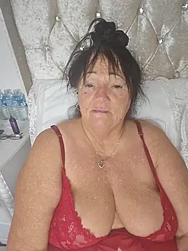 Snapshot of Angeldelightt chatting on 5, 11, 2025 Angeldelightt online show from 5, 11, 2025