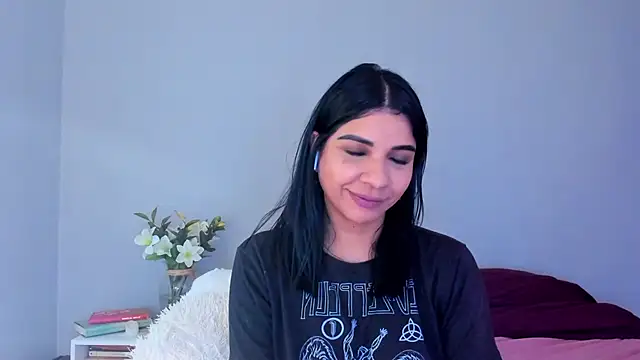 Laura-angeel online show from 29, 11, 2025