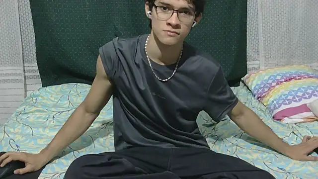 Snapshot of Samuel_Hills_II chatting on 17, 2, 2026 Samuel Hills II online show from 17, 2, 2026