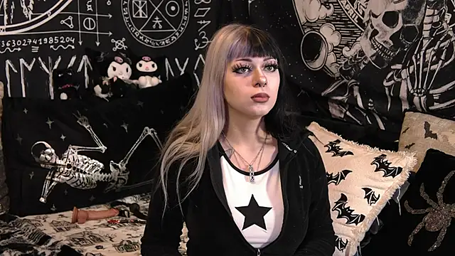 Snapshot of Paige_Turner chatting on 25, 3, 2026 Paige Turner online show from 25, 3, 2026