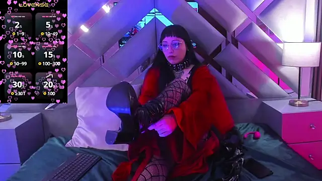 Ravenna666  online show from 21, 12, 2025