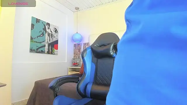 Snapshot of Yiyo10_ chatting on 4, 4, 2026 Yiyo10 online show from 4, 4, 2026